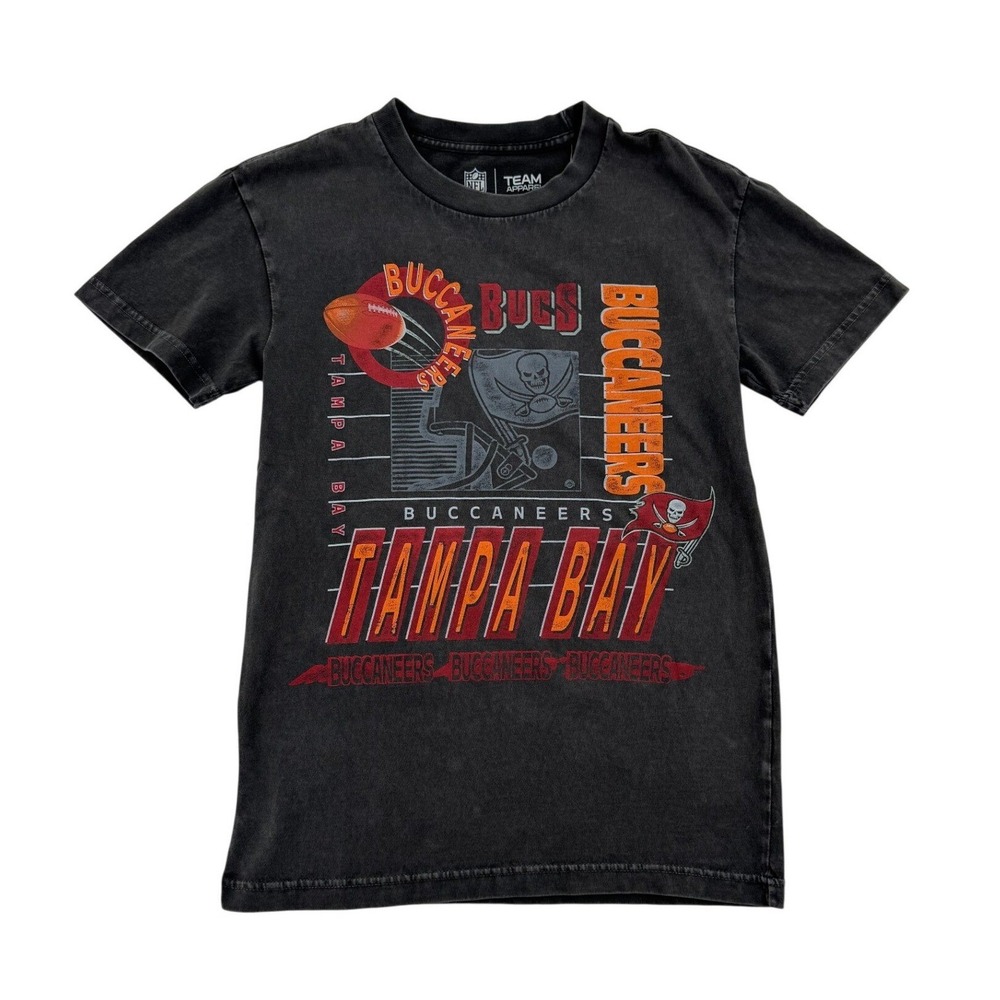 NWT Abercrombie & Fitch NFL Tampa Bay Buccaneers Mens XS Graphic Tee
